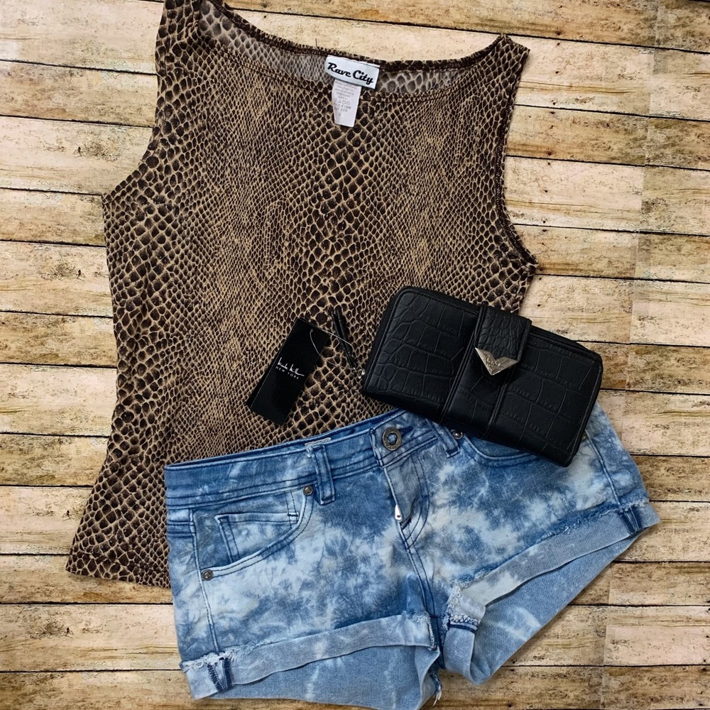vintage textured snakeskin tank